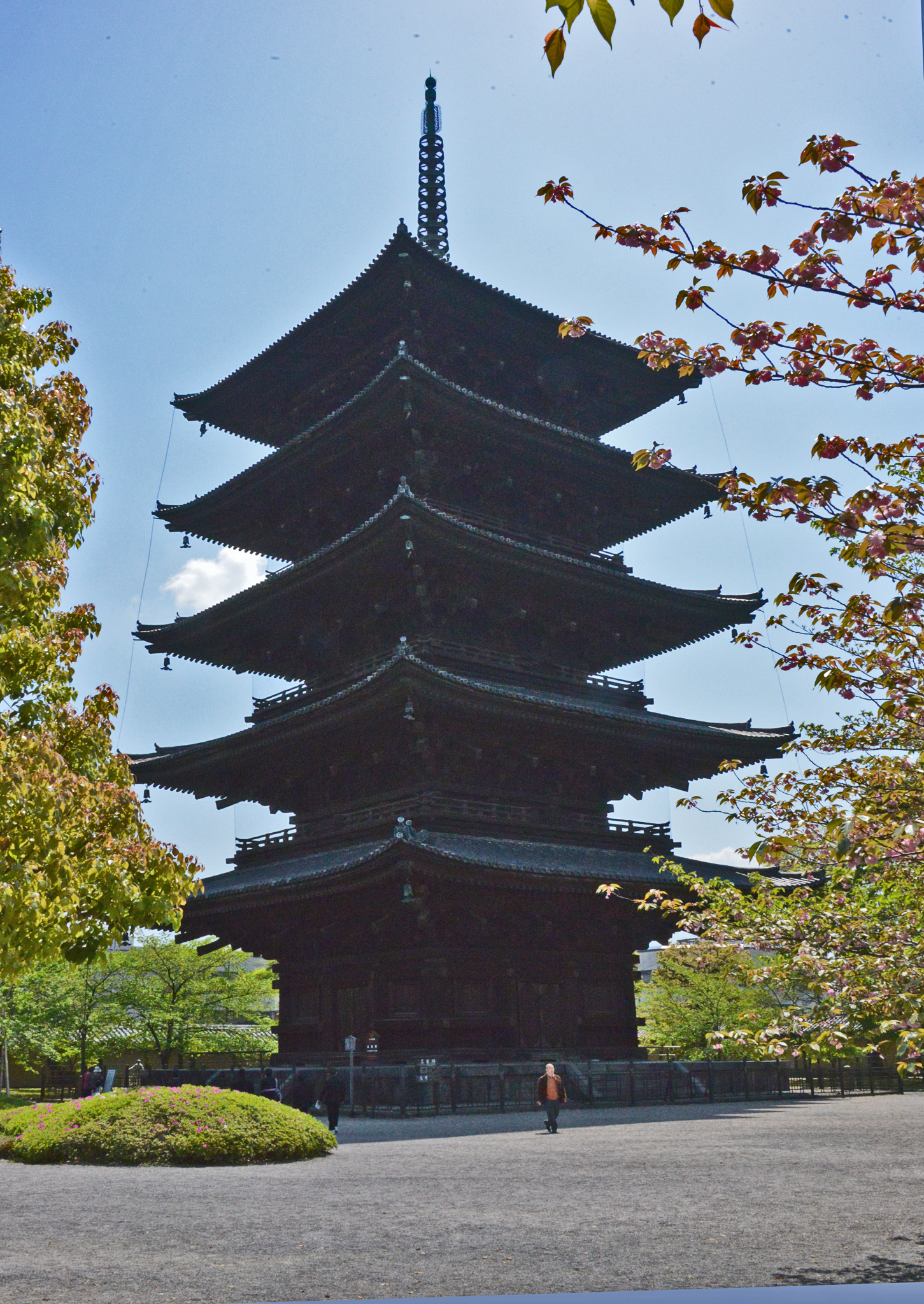 ⇑　東寺の五重塔